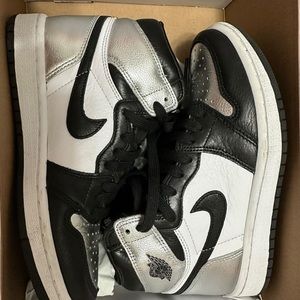 Silver toe Jordan 1